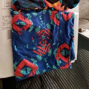 Lularoe Tall And Curvy Leggings